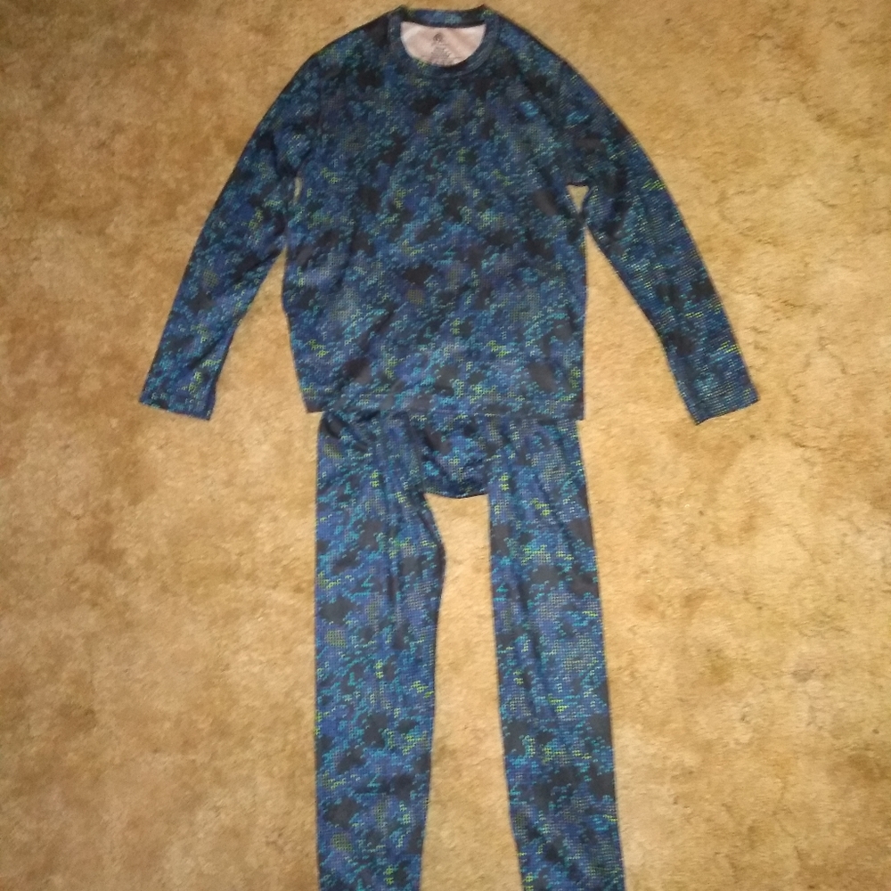Champion Medium Boys long underwear set